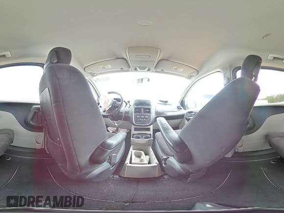 ✅ 2011 Dodge Grand Caravan Express • VIN: 2D4RN4DG3BR737275 • Lot: 86267935. Wystawiony na Copart z przebiegiem 239 166 mil. Bezpłatny archiwum sprzedaży aukcyjnych z USA i szczegółowy raport historii pojazdu na DreamBid. Zdjęcie 16.