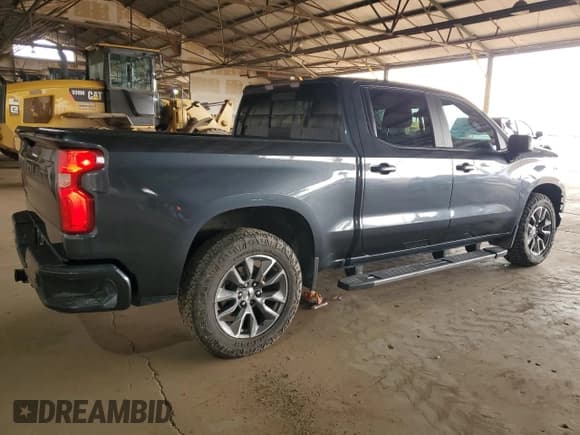 ✅ 2021 Chevrolet Silverado 1500 RST • VIN: 1GCUYEED2MZ131029 • Lot: 53144315. Wystawiony na Copart z przebiegiem 28 088 mil. Bezpłatny archiwum sprzedaży aukcyjnych z USA i szczegółowy raport historii pojazdu na DreamBid. Zdjęcie 3.