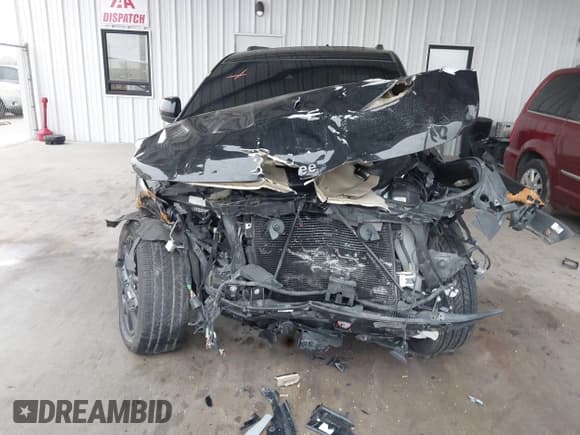 ✅ 2020 Jeep Grand Cherokee Limited X • VIN: 1C4RJFBG0LC231419 • Lot: 41568627. Listed on IAAI with 122,594 mi. Free auction sales archive from the USA and detailed vehicle history report at DreamBid. Image 12.