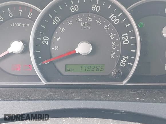 ✅ 2008 Kia Sorento EX • VIN: KNDJC736985842404 • Lot: 39227080. Listed on IAAI with 179,285 mi. Free auction sales archive from the USA and detailed vehicle history report at DreamBid. Image 15.