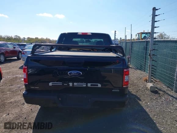 ✅ 2018 Ford F-150 XL • VIN: 1FTEW1EP9JFD26412 • Lot: 43583715. Listed on IAAI with 98,074 mi. Free auction sales archive from the USA and detailed vehicle history report at DreamBid. Image 17.