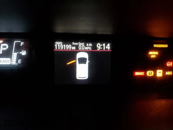 ✅ 2015 Toyota Prius One • VIN: JTDKDTB37F1587385 • Лот: 92477455. Опубликован ранее на Copart с пробегом 119 199 миль. Бесплатный доступ к архиву аукционных продаж из США и подробный отчёт об истории автомобиля на DreamBid. Изображение 9.