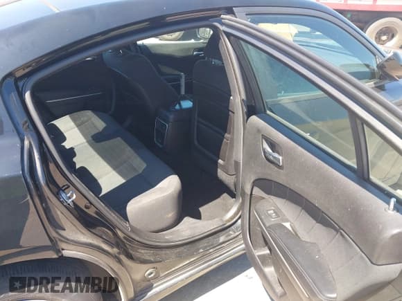 ✅ 2019 Dodge Charger SXT • VIN: 2C3CDXBG6KH650166 • Лот: 43170475. Опубликован ранее на IAAI с пробегом 109 177 миль. Бесплатный доступ к архиву аукционных продаж из США и подробный отчёт об истории автомобиля на DreamBid. Изображение 8.