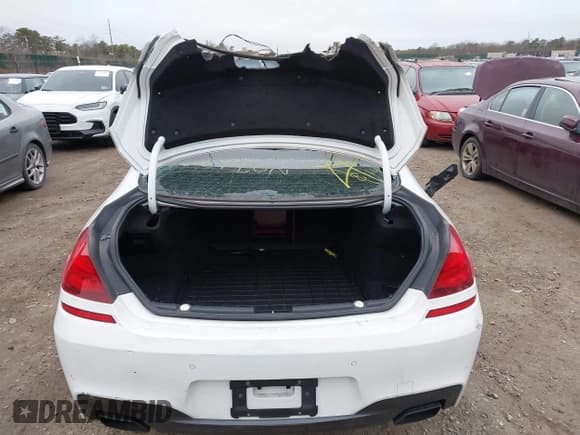 ✅ 2014 BMW 6 Series 650i • VIN: WBA6B2C55ED129596 • Lot: 41927727. Listed on IAAI with Not provided. Free auction sales archive from the USA and detailed vehicle history report at DreamBid. Image 15.