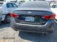 ✅ 2022 Nissan Altima Platinum • VIN: 1N4BL4FW5NN312768 • Lot: 42478151. Wystawiony na IAAI z przebiegiem 37 859 mil. Bezpłatny archiwum sprzedaży aukcyjnych z USA i szczegółowy raport historii pojazdu na DreamBid. Zdjęcie 17.