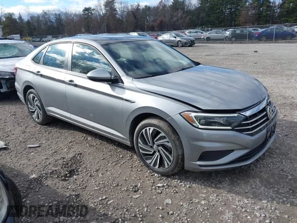 ✅ 2020 Volkswagen Jetta SEL • VIN: 3VWEB7BU5LM069712 • Lot: 43689028. Listed on IAAI with 59,128 mi. Free auction sales archive from the USA and detailed vehicle history report at DreamBid. Image 1.