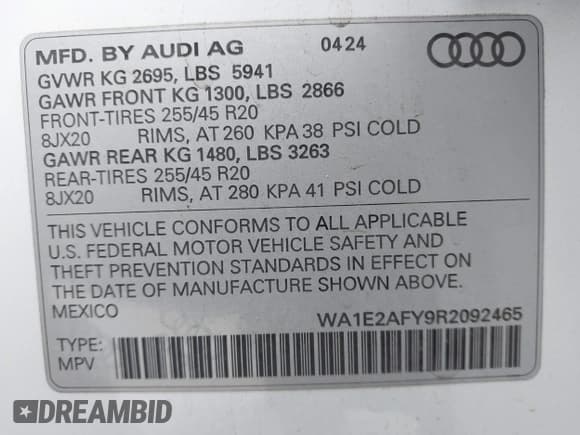 ✅ 2024 Audi Q5 S line Premium Plus • VIN: WA1E2AFY9R2092465 • Lot: 42090469. Wystawiony na IAAI z przebiegiem 2 835 mil. Bezpłatny archiwum sprzedaży aukcyjnych z USA i szczegółowy raport historii pojazdu na DreamBid. Zdjęcie 9.