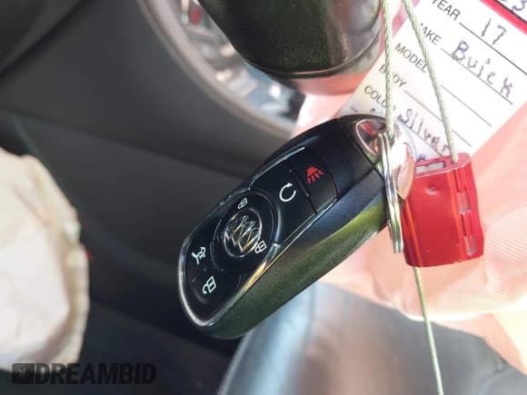 ✅ 2017 Buick Envision Essence • VIN: LRBFXDSA3HD015758 • Lot: 43114951. Wystawiony na IAAI z przebiegiem 91 330 mil. Bezpłatny archiwum sprzedaży aukcyjnych z USA i szczegółowy raport historii pojazdu na DreamBid. Zdjęcie 11.