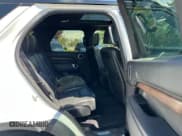 ✅ 2018 Land Rover Discovery HSE Luxury • VIN: SALRT2RK0JA050044 • Лот: 62724805. Опубликован ранее на Copart с пробегом 154 196 миль. Бесплатный доступ к архиву аукционных продаж из США и подробный отчёт об истории автомобиля на DreamBid. Изображение 6.