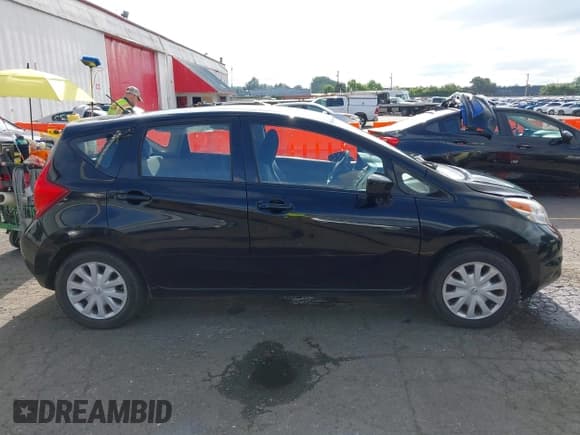 ✅ 2015 Nissan Note SR • VIN: 3N1CE2CP5FL354078 • Lot: 42338778. Listed on IAAI with 125,402 mi. Free auction sales archive from the USA and detailed vehicle history report at DreamBid. Image 14.