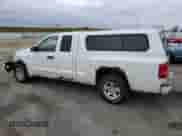 2005 Dodge Dakota SLT с VIN 1D7HE42KX5S149351, выставлен на аукционе Copart как лот 80230664 с пробегом 102 004 миль миль и На запчасти • Non repairable. История ставок и продаж доступна на DreamBid. Изображение 2.