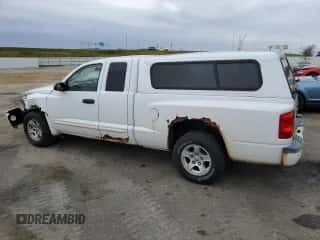 2005 Dodge Dakota SLT с VIN 1D7HE42KX5S149351, выставлен на аукционе Copart как лот 80230664 с пробегом 102 004 миль миль и На запчасти • Non repairable. История ставок и продаж доступна на DreamBid. Изображение 2.