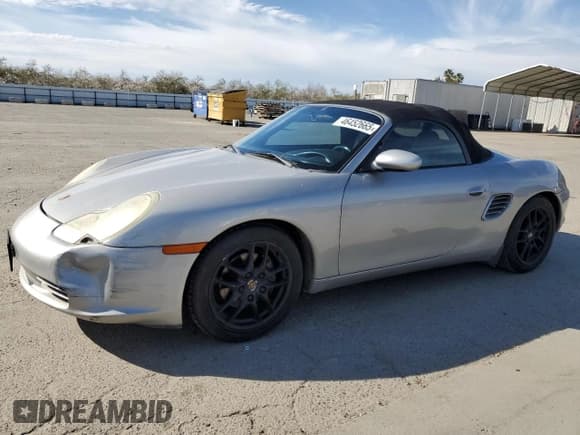 ✅ 2003 Porsche Boxster • VIN: WP0CA29803U620357 • Лот: 46452665. Опубликован ранее на Copart с пробегом 147 945 миль. Бесплатный доступ к архиву аукционных продаж из США и подробный отчёт об истории автомобиля на DreamBid. Изображение 1.