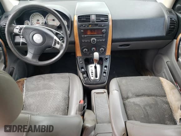 ✅ 2007 Saturn VUE V6 • VIN: 5GZCZ53407S866180 • Lot: 51669885. Wystawiony na Copart z przebiegiem 325 320 mil. Bezpłatny archiwum sprzedaży aukcyjnych z USA i szczegółowy raport historii pojazdu na DreamBid. Zdjęcie 8.