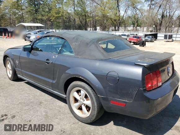 ✅ 2011 Ford Mustang Deluxe • VIN: 1ZVHT84NX75207861 • Lot: 50867455. Listed on Copart with Not provided. Free auction sales archive from the USA and detailed vehicle history report at DreamBid. Image 2.