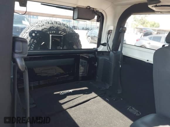 2012 Jeep Wrangler Sport с VIN 1C4GJWAG8CL199036, выставлен на аукционе IAAI как лот 43443659 с пробегом 100 492 миль миль и . История ставок и продаж доступна на DreamBid. Изображение 8.