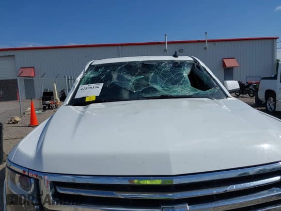 ✅ 2016 Chevrolet Tahoe LT • VIN: 1GNSKBKC3GR234782 • Lot: 42538356. Wystawiony na IAAI z przebiegiem 146 800 mil. Bezpłatny archiwum sprzedaży aukcyjnych z USA i szczegółowy raport historii pojazdu na DreamBid. Zdjęcie 6.