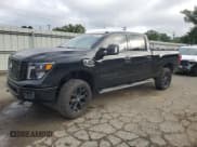 ✅ 2018 Nissan Titan SV • VIN: 1N6BA1F4XJN517703 • Lot: 54400215. Wystawiony na Copart z przebiegiem 110 677 mil. Bezpłatny archiwum sprzedaży aukcyjnych z USA i szczegółowy raport historii pojazdu na DreamBid. Zdjęcie 1.