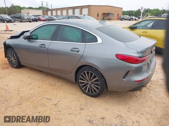 ✅ 2022 BMW 2 Series 228i • VIN: WBA53AK01N7K15253 • Lot: 42091484. Wystawiony na IAAI z przebiegiem 29 489 mil. Bezpłatny archiwum sprzedaży aukcyjnych z USA i szczegółowy raport historii pojazdu na DreamBid. Zdjęcie 3.