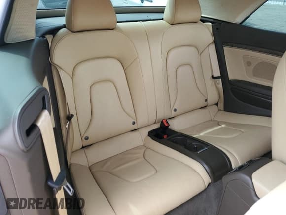 ✅ 2014 Audi A5 Premium Plus • VIN: WAUJFAFH4EN008454 • Лот: 50836115. Опубликован ранее на Copart с пробегом 49 118 миль. Бесплатный доступ к архиву аукционных продаж из США и подробный отчёт об истории автомобиля на DreamBid. Изображение 10.