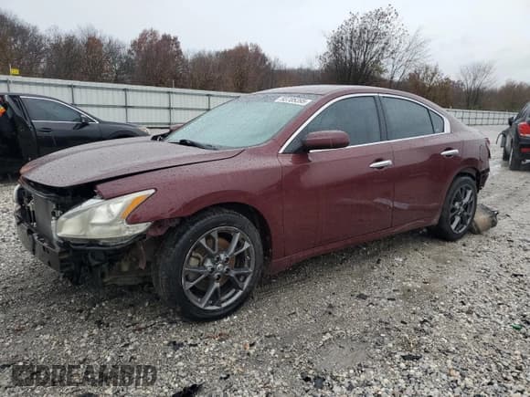 ✅ 2012 Nissan Maxima S • VIN: 1N4AA5AP4CC868828 • Lot: 93705395. Wystawiony na Copart z przebiegiem 119 680 mil. Bezpłatny archiwum sprzedaży aukcyjnych z USA i szczegółowy raport historii pojazdu na DreamBid. Zdjęcie 1.