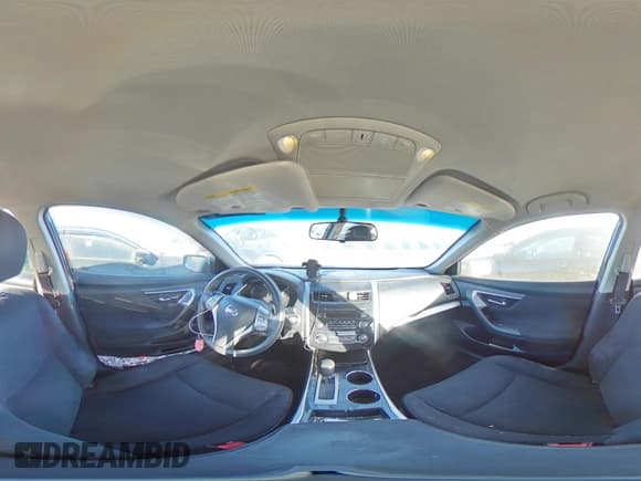 ✅ 2014 Nissan Altima 2.5 • VIN: 1N4AL3AP7EN338259 • Lot: 90589105. Listed on Copart with 124,301 mi. Free auction sales archive from the USA and detailed vehicle history report at DreamBid. Image 15.