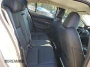 ✅ 2022 Mazda 3 Select • VIN: 3MZBPABL1NM306076 • Лот: 81376845. Опубликован ранее на Copart с пробегом 25 973 миль. Бесплатный доступ к архиву аукционных продаж из США и подробный отчёт об истории автомобиля на DreamBid. Изображение 10.