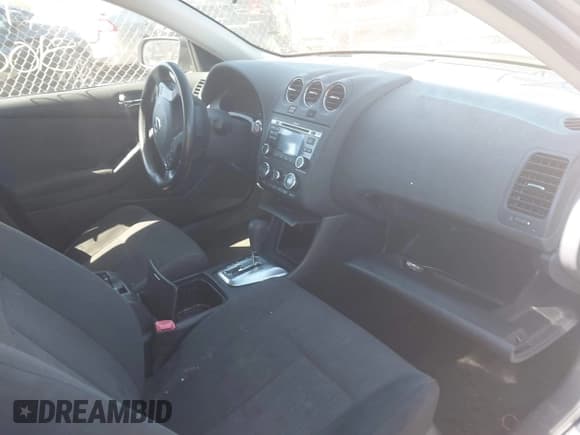 ✅ 2010 Nissan Altima SL • VIN: 1N4AL2APXAN514631 • Lot: 43369650. Listed on IAAI with Not provided. Free auction sales archive from the USA and detailed vehicle history report at DreamBid. Image 5.