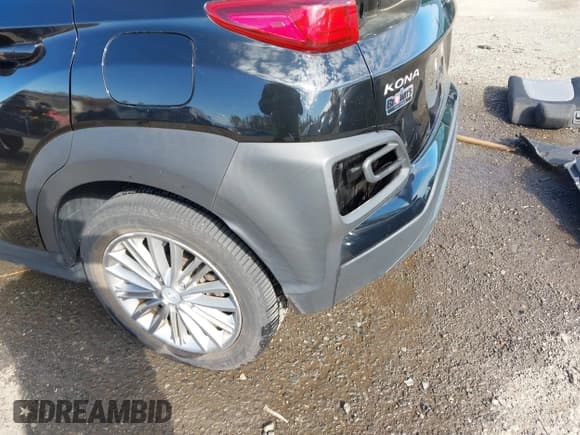 ✅ 2019 Hyundai Kona SEL • VIN: KM8K2CAAXKU194779 • Лот: 43622439. Опубликован ранее на IAAI с пробегом 46 086 миль. Бесплатный доступ к архиву аукционных продаж из США и подробный отчёт об истории автомобиля на DreamBid. Изображение 19.