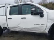 ✅ 2024 Chevrolet Silverado 2500HD Work Truck • VIN: 1GC2YLE72RF198079 • Lot: 41586127. Wystawiony na IAAI z przebiegiem 9 934 mil. Bezpłatny archiwum sprzedaży aukcyjnych z USA i szczegółowy raport historii pojazdu na DreamBid. Zdjęcie 14.