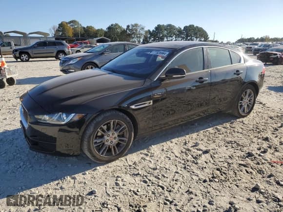 ✅ 2017 Jaguar XE • VIN: SAJAJ4BN8HA952169 • Lot: 77828964. Listed on Copart with 87,196 mi. Free auction sales archive from the USA and detailed vehicle history report at DreamBid. Image 1.