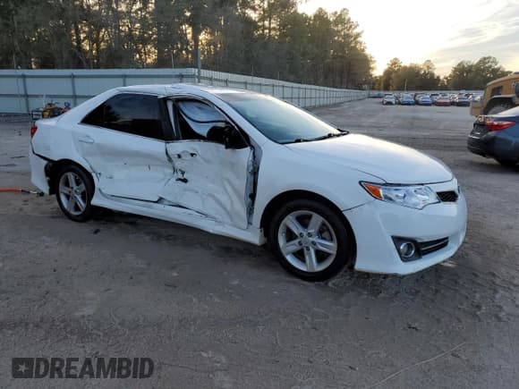 ✅ 2014 Toyota Camry SE • VIN: 4T1BF1FK2EU791603 • Lot: 93315145. Listed on Copart with 247,839 mi. Free auction sales archive from the USA and detailed vehicle history report at DreamBid. Image 4.