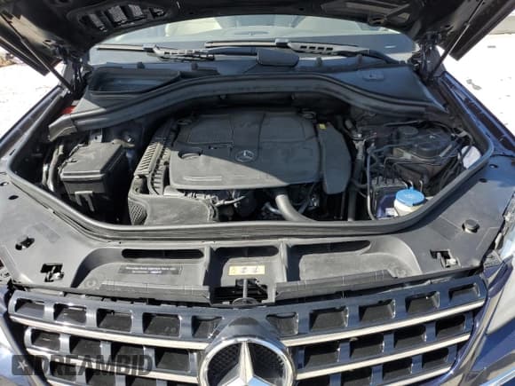 ✅ 2015 Mercedes-Benz M 350 • VIN: 4JGDA5JB3FA557799 • Lot: 92165075. Listed on Copart with 97,049 mi. Free auction sales archive from the USA and detailed vehicle history report at DreamBid. Image 12.