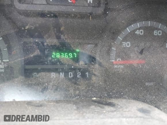 ✅ 2011 Ford Econoline Cargo Commercial • VIN: 1FTNE2ELXBDB13360 • Lot: 42162917. Listed on IAAI with 283,697 mi. Free auction sales archive from the USA and detailed vehicle history report at DreamBid. Image 15.