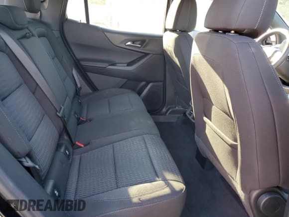 ✅ 2026 Chevrolet Equinox AWD LT • VIN: 3GNAXPEG1TL109371 • Lot: 87213405. Listed on Copart with 3,924 mi. Free auction sales archive from the USA and detailed vehicle history report at DreamBid. Image 11.