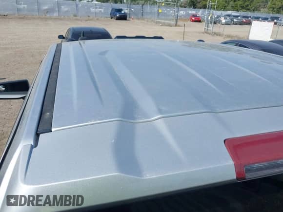 2020 Chevrolet Silverado 2500HD LT z VIN 1GC1YNEY8LF233926, wystawiony jako IAAI lot #42716715 z przebiegiem 137 057 mil mil oraz . Historia ofert i sprzedaży dostępna na DreamBid. Obrazek 20.