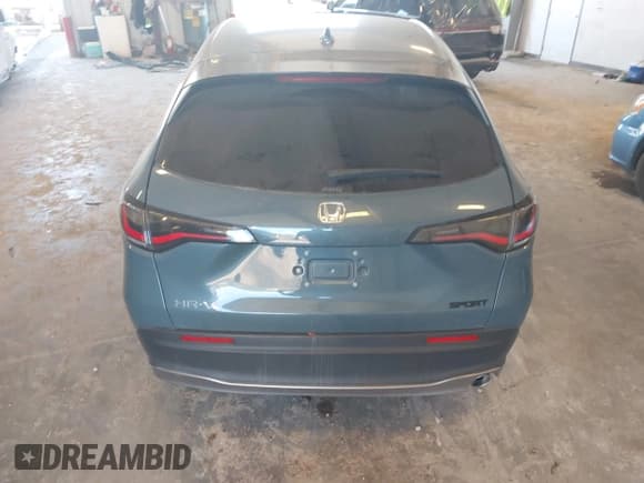 ✅ 2025 Honda HR-V Sport • VIN: 3CZRZ2H58SM724215 • Lot: 43375187. Wystawiony na IAAI z przebiegiem 7 706 mil. Bezpłatny archiwum sprzedaży aukcyjnych z USA i szczegółowy raport historii pojazdu na DreamBid. Zdjęcie 16.