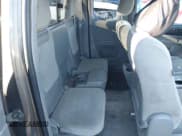 ✅ 2011 Toyota Tacoma • VIN: 5TFTX4CN0BX001523 • Lot: 41293674. Wystawiony na IAAI z przebiegiem 211 979 mil. Bezpłatny archiwum sprzedaży aukcyjnych z USA i szczegółowy raport historii pojazdu na DreamBid. Zdjęcie 8.