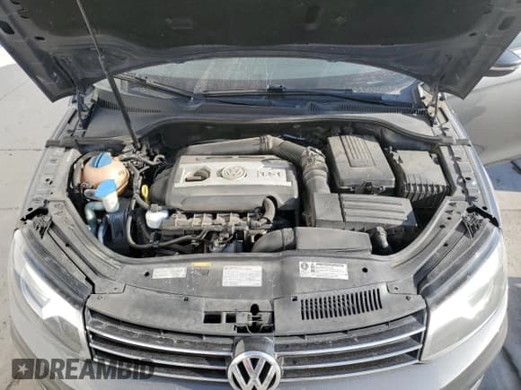 ✅ 2015 Volkswagen Eos Komfort • VIN: WVWBW8AH9FV000343 • Lot: 62675635. Listed on Copart with 76,304 mi. Free auction sales archive from the USA and detailed vehicle history report at DreamBid. Image 11.