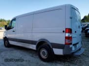 ✅ 2015 Mercedes-Benz Sprinter Cargo • VIN: WD3PE7DC3FP110936 • Lot: 69732783. Wystawiony na Copart z przebiegiem 127 339 mil. Bezpłatny archiwum sprzedaży aukcyjnych z USA i szczegółowy raport historii pojazdu na DreamBid. Zdjęcie 2.