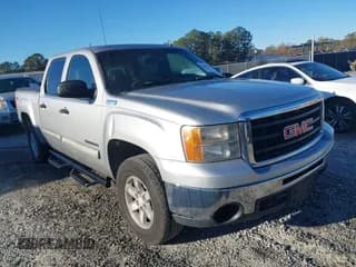 ✅ 2010 GMC Sierra 1500 SLE • VIN: 3GTRKVE32AG143160 • Lot: 43728783. Listed on IAAI with 276,335 mi. Free auction sales archive from the USA and detailed vehicle history report at DreamBid. Image 1.