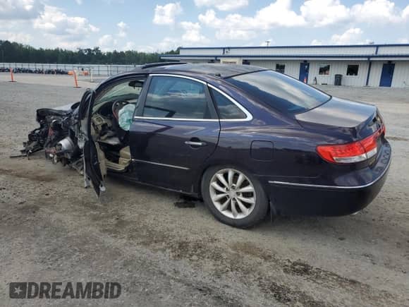 ✅ 2006 Hyundai Azera SE • VIN: KMHFC46F16A041076 • Лот: 66117255. Размещён на Copart с пробегом Не указан миль. Получите бесплатный доступ к архиву аукционных продаж из США и посмотрите подробный отчёт об истории автомобиля на DreamBid. Изображение 2.