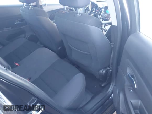 ✅ 2016 Chevrolet Cruze LT • VIN: 1G1PE5SB2G7223873 • Lot: 43571910. Listed on IAAI with 87,526 mi. Free auction sales archive from the USA and detailed vehicle history report at DreamBid. Image 8.