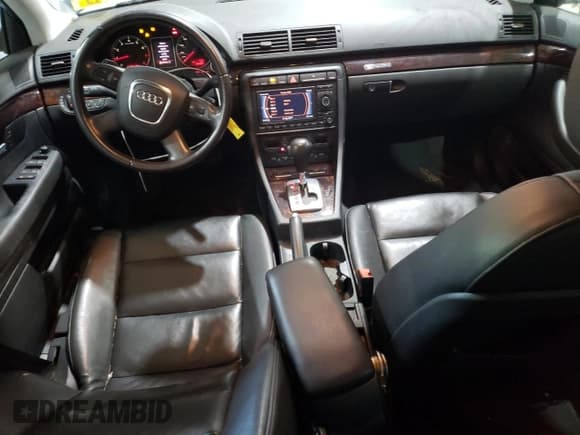 ✅ 2008 Audi A4 2.0T • VIN: WAUDF78E78A154717 • Lot: 67102904. Wystawiony na Copart z przebiegiem 99 582 mil. Bezpłatny archiwum sprzedaży aukcyjnych z USA i szczegółowy raport historii pojazdu na DreamBid. Zdjęcie 8.