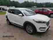 2017 Hyundai Tucson SE Plus z VIN KM8J3CA46HU522310, wystawiony jako Copart lot #81373245 z przebiegiem 149 066 mil mil oraz Szkoda całkowita • Salvage title. Historia ofert i sprzedaży dostępna na DreamBid. Obrazek 4.