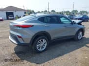 ✅ 2024 Buick Envista Preferred • VIN: KL47LAE23RB038436 • Lot: 42744386. Wystawiony na IAAI z przebiegiem 21 254 mil. Bezpłatny archiwum sprzedaży aukcyjnych z USA i szczegółowy raport historii pojazdu na DreamBid. Zdjęcie 4.