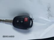 ✅ 2014 Toyota Prius One • VIN: JTDKDTB3XE1083198 • Lot: 43506350. Wystawiony na IAAI z przebiegiem 146 469 mil. Bezpłatny archiwum sprzedaży aukcyjnych z USA i szczegółowy raport historii pojazdu na DreamBid. Zdjęcie 11.