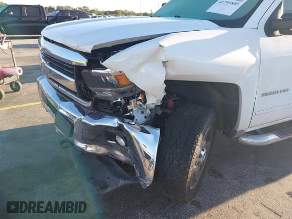✅ 2017 Chevrolet Silverado 2500HD LT • VIN: 1GC1KVEG8HF128707 • Lot: 41795885. Listed on IAAI with 192,048 mi. Free auction sales archive from the USA and detailed vehicle history report at DreamBid. Image 17.