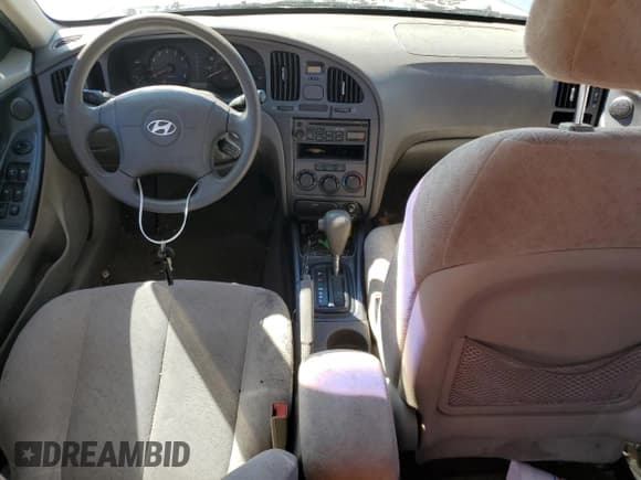 ✅ 2004 Hyundai Elantra GLS • VIN: KMHDN46D24U761238 • Lot: 49601655. Wystawiony na Copart z przebiegiem 151 816 mil. Bezpłatny archiwum sprzedaży aukcyjnych z USA i szczegółowy raport historii pojazdu na DreamBid. Zdjęcie 8.