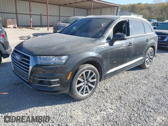 ✅ 2017 Audi Q7 Premium Plus • VIN: WA1LAAF79HD036322 • Лот: 43642903. Опубликован ранее на IAAI с пробегом 151 956 миль. Бесплатный доступ к архиву аукционных продаж из США и подробный отчёт об истории автомобиля на DreamBid. Изображение 17.